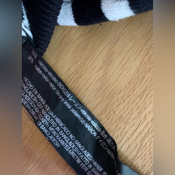 Zara Black + White Striped Sweater - Picture 3 of 5